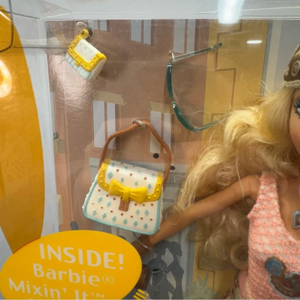 My Scene Hanging Out Barbie Doll 2003‎